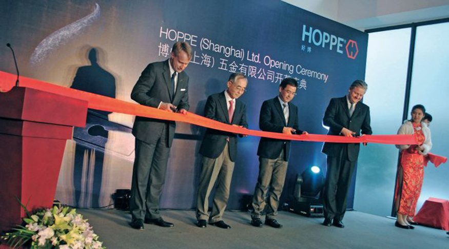 HOPPE-Slider-History-2002-Eroeffnung-Shanghai-1440-x-800-@300dpi-720x400.jpg